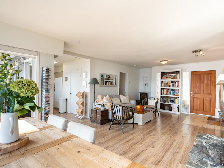 6669 Sunshine Coast Highway, Sechelt, BC, V7Z 0M9 - 12