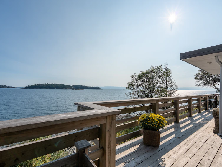 6669 Sunshine Coast Highway, Sechelt, BC, V7Z 0M9