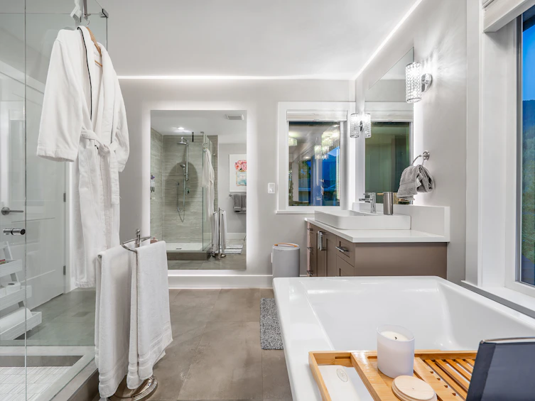 6467 Wellington Avenue, West Vancouver, BC, V7W 2H7 - 22