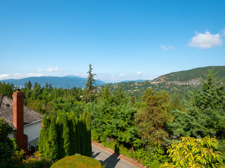 5480 Keith Road, West Vancouver, BC, V7W 3C9 - 12