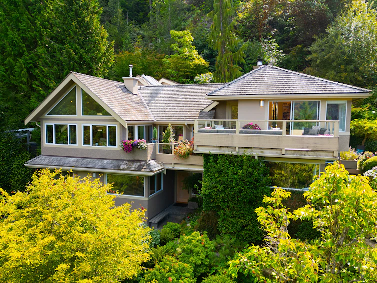 5480 Keith Road, West Vancouver, BC, V7W 3C9