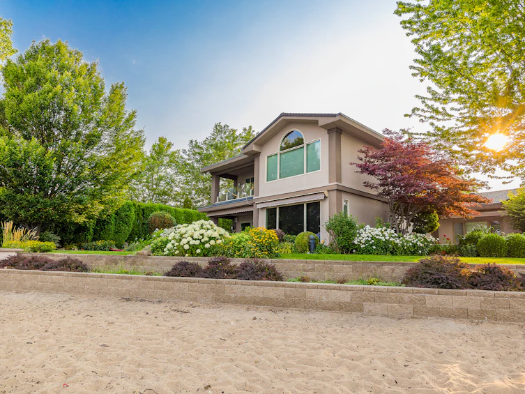 12-3300 Watt Road, Kelowna, BC, V1W 3C8 - 2