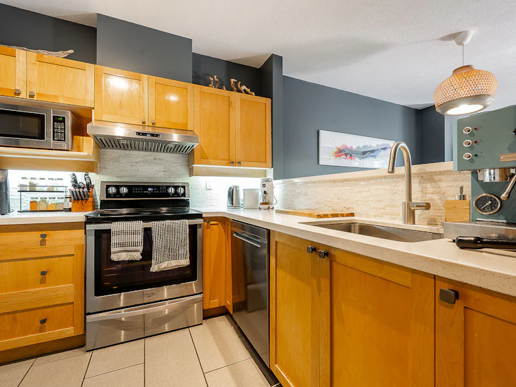 310-1880 E Kent South Avenue, Vancouver, BC, V5P 2S7 - 6