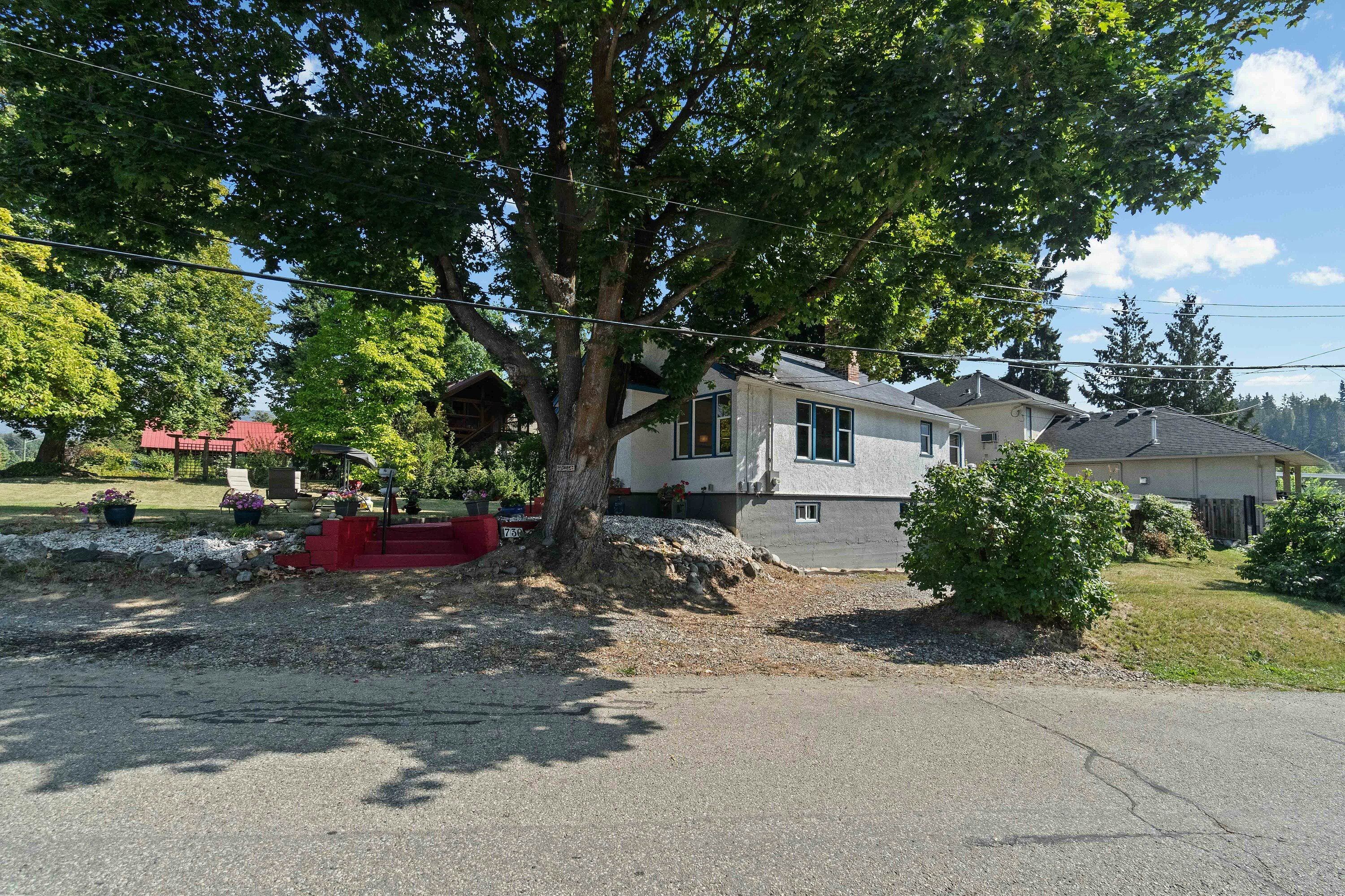 730 NE 9 Avenue, Salmon Arm, BC, V1E 4A1 - 56