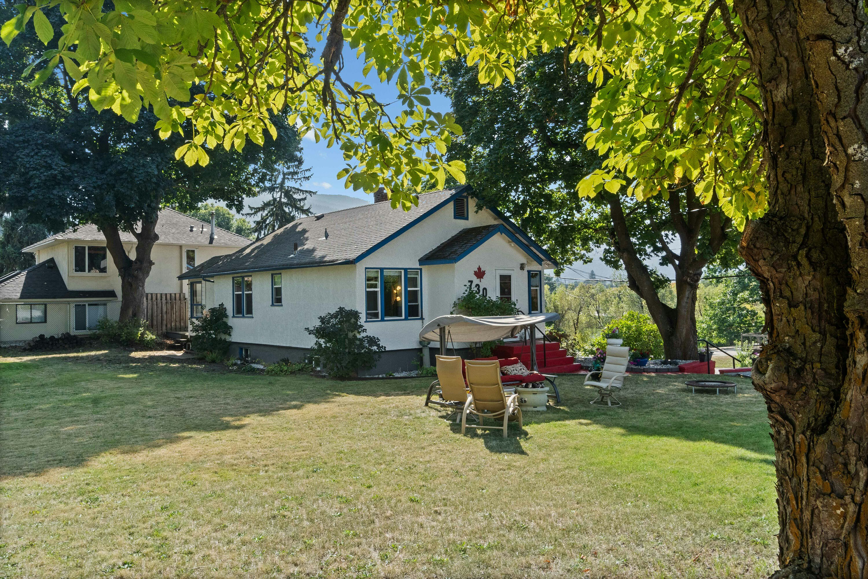 730 NE 9 Avenue, Salmon Arm, BC, V1E 4A1 - 60