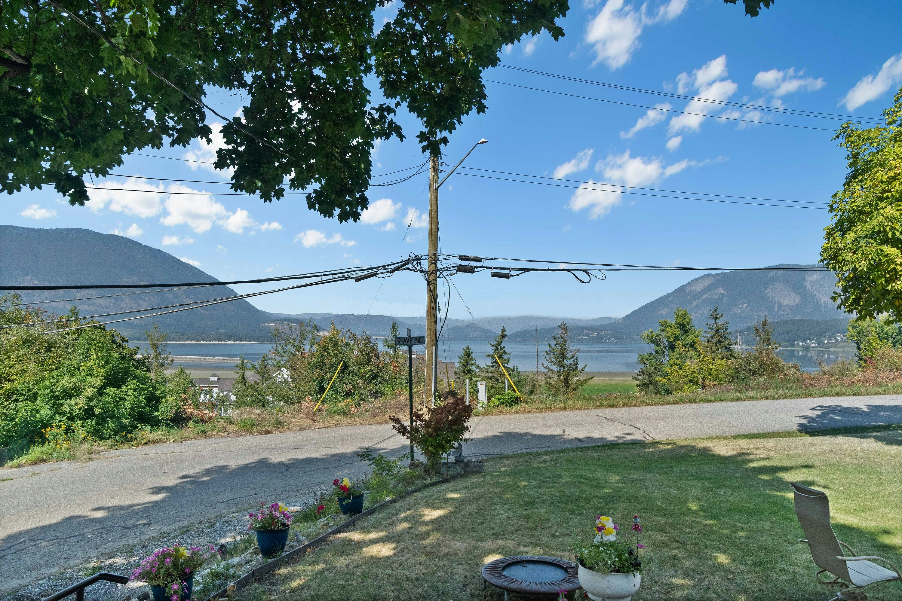 730 NE 9 Avenue, Salmon Arm, BC, V1E 4A1 - 64