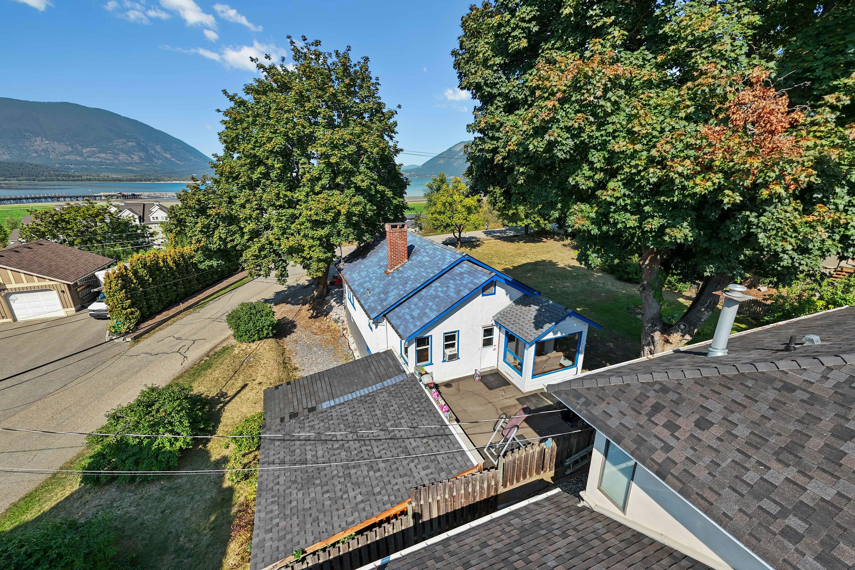 730 NE 9 Avenue, Salmon Arm, BC, V1E 4A1 - 12