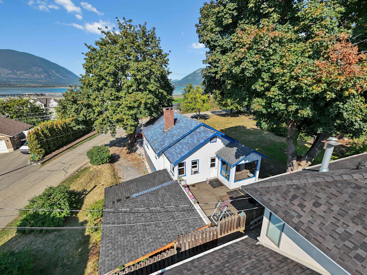 730 NE 9 Avenue, Salmon Arm, BC, V1E 4A1 - 12