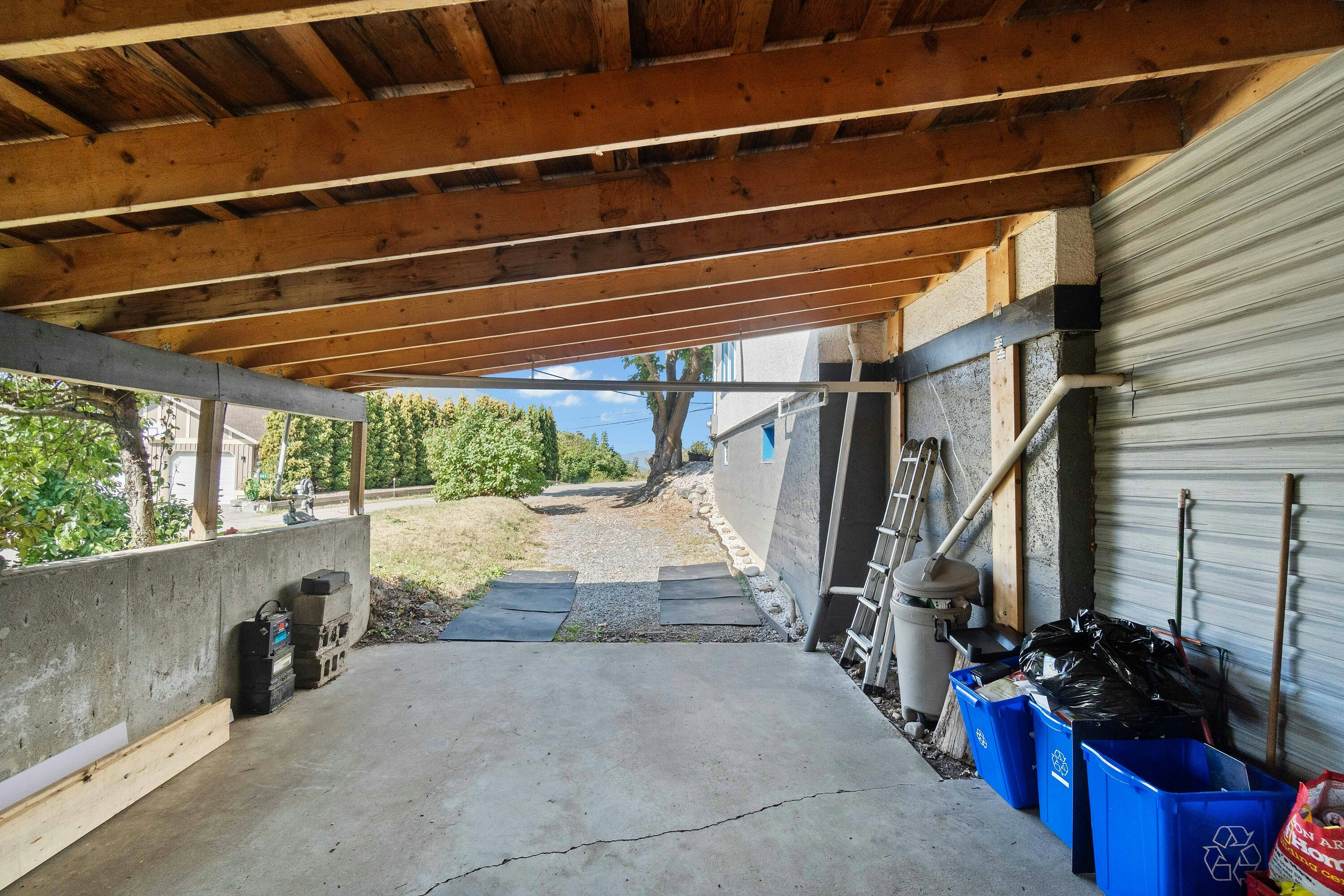 730 NE 9 Avenue, Salmon Arm, BC, V1E 4A1 - 53