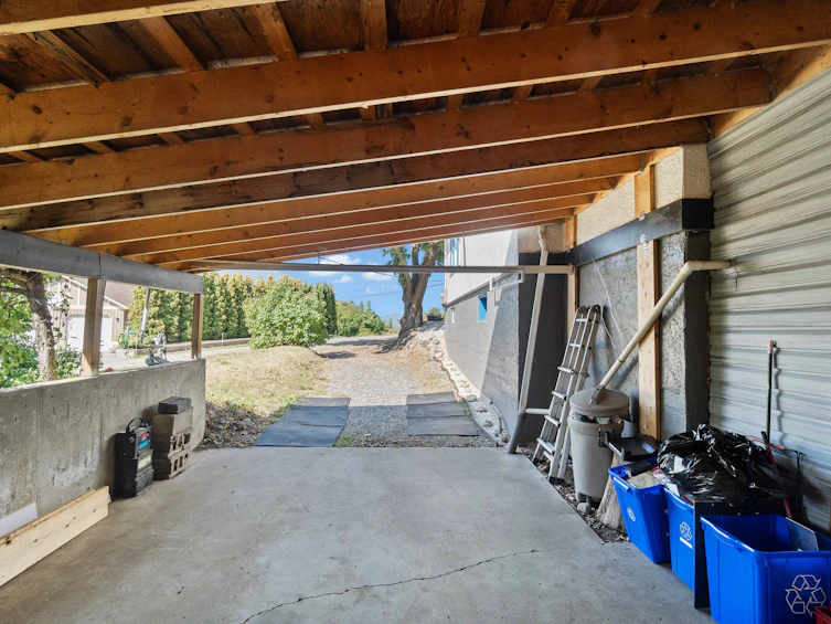 730 NE 9 Avenue, Salmon Arm, BC, V1E 4A1 - 53