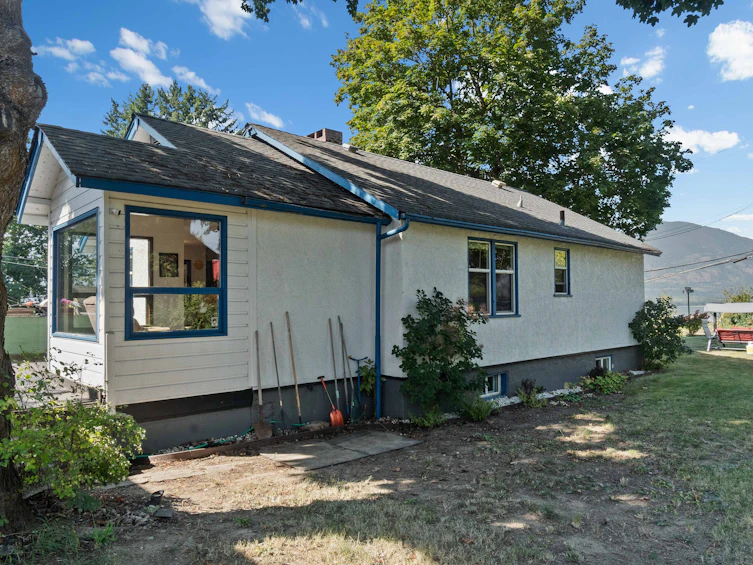730 NE 9 Avenue, Salmon Arm, BC, V1E 4A1 - 71