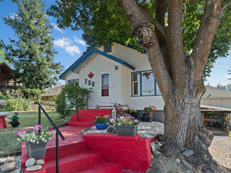 730 NE 9 Avenue, Salmon Arm, BC, V1E 4A1 - 50