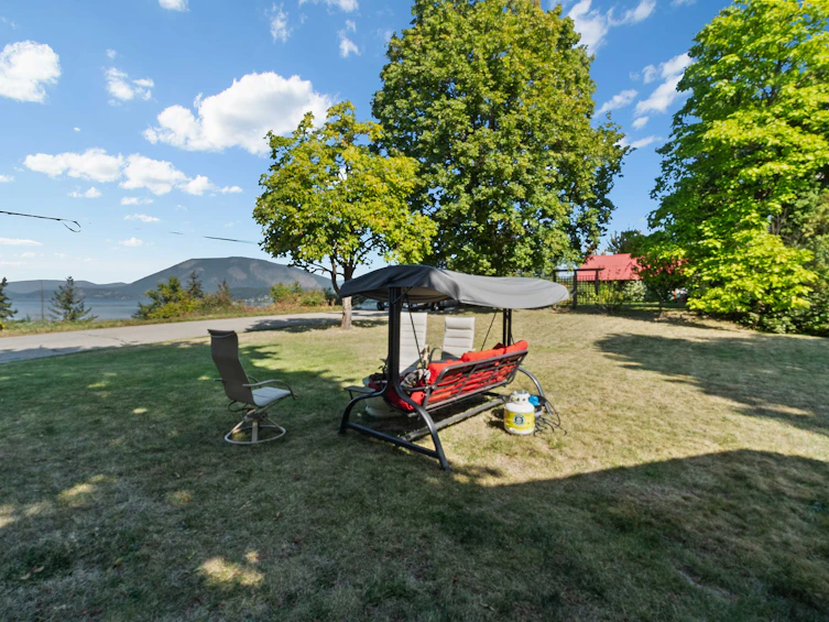 730 NE 9 Avenue, Salmon Arm, BC, V1E 4A1 - 65