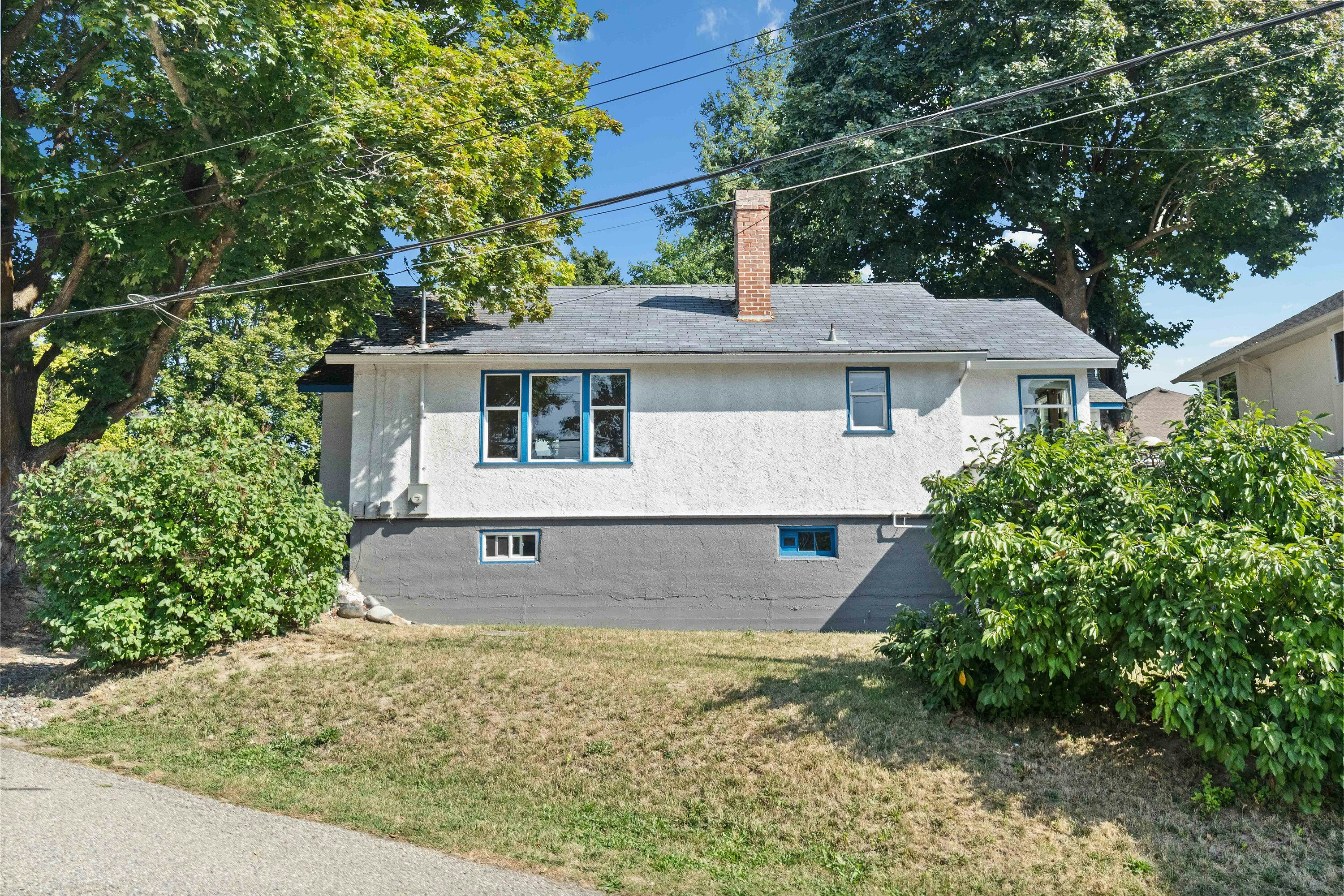 730 NE 9 Avenue, Salmon Arm, BC, V1E 4A1 - 54