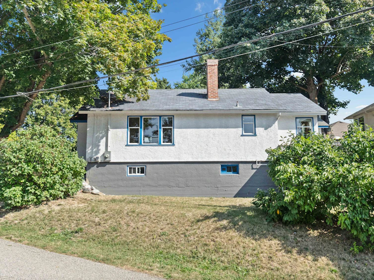 730 NE 9 Avenue, Salmon Arm, BC, V1E 4A1 - 54