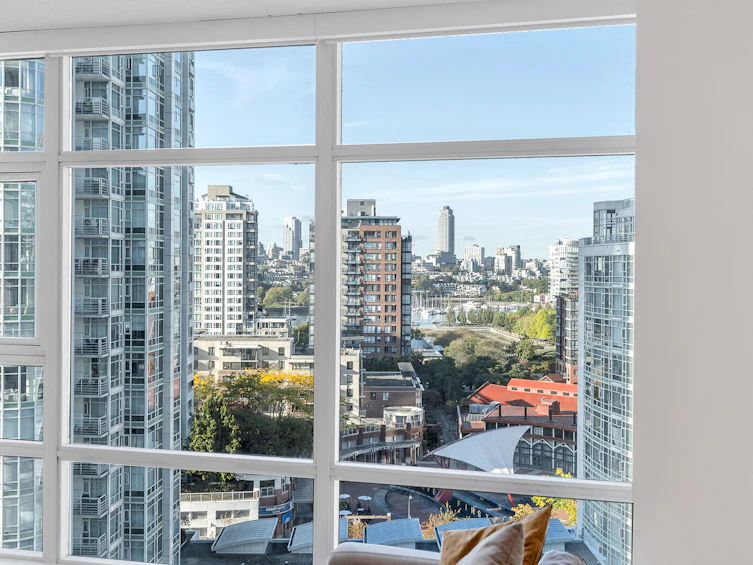 1608-198 Aquarius Mews, Vancouver, BC, V6Z 2Y4 - 8