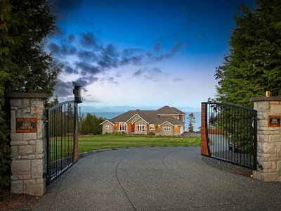 6480 Eagles Drive - 4