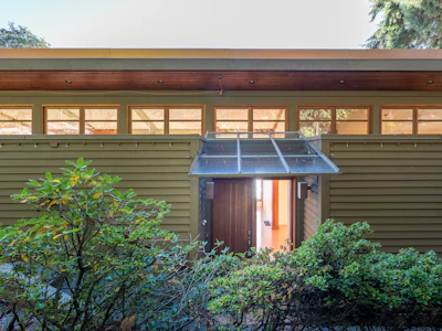 4893 Sunshine Coast Highway - 4