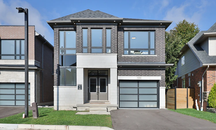 520 Markay Common