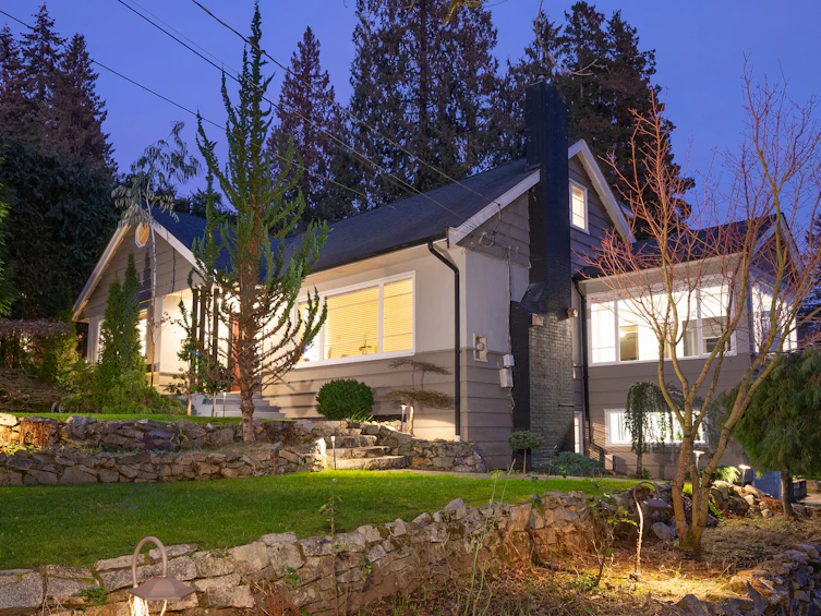 1310 29th Street, West Vancouver, BC, V7V 4M6 - 2
