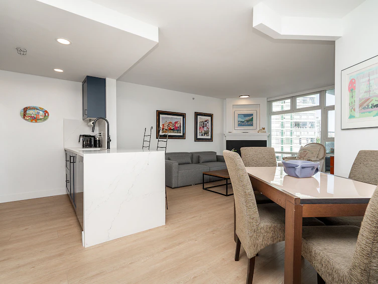 906-189 Davie Street, Vancouver, BC, V6Z 2X9 - 4