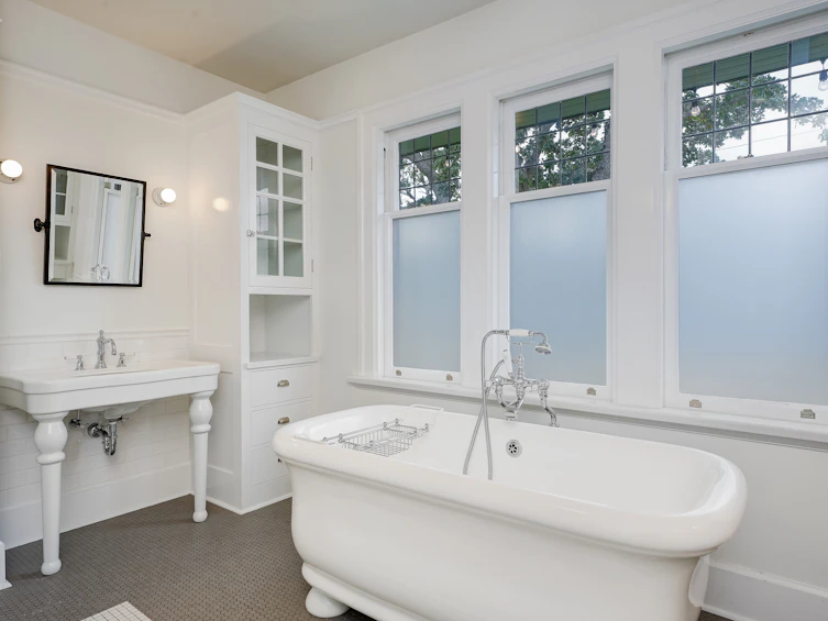 943 St. Charles Street, Victoria, BC, V8S 3P8 - 37