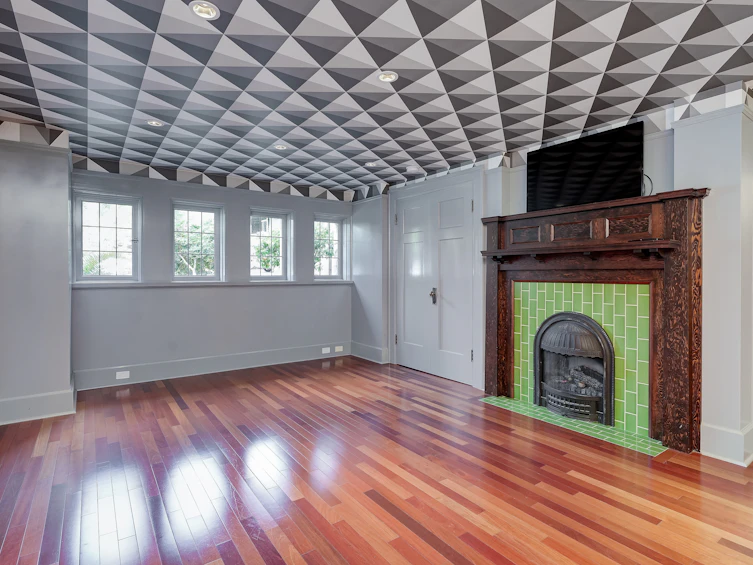 943 St. Charles Street, Victoria, BC, V8S 3P8 - 53
