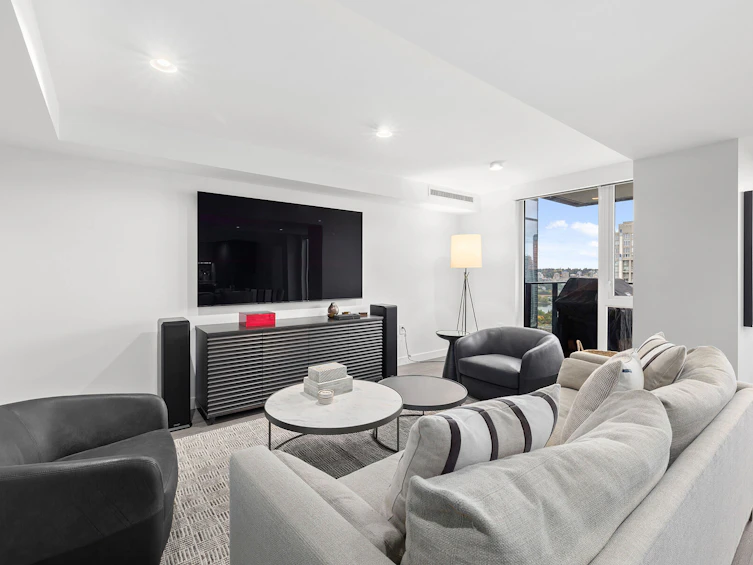 2208-1111 Richards Street, Vancouver, BC, V6B 0S3 - 5