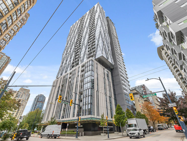 2208-1111 Richards Street, Vancouver, BC, V6B 0S3 - 2