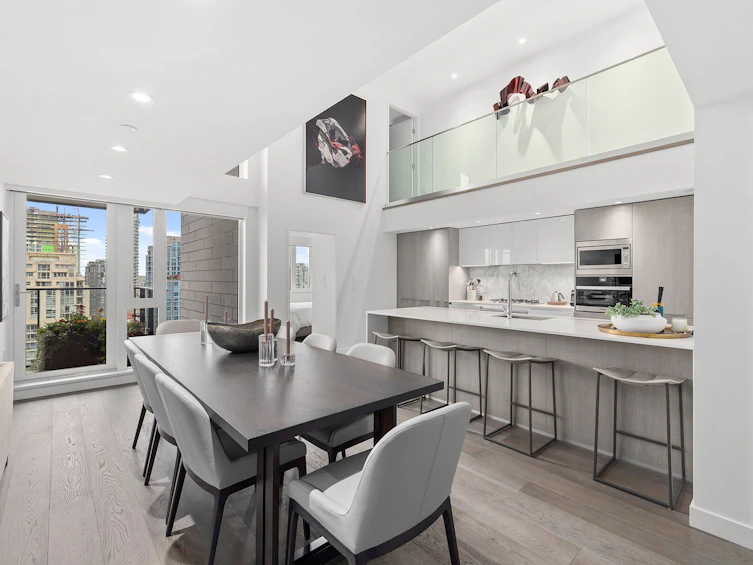 2208-1111 Richards Street, Vancouver, BC, V6B 0S3