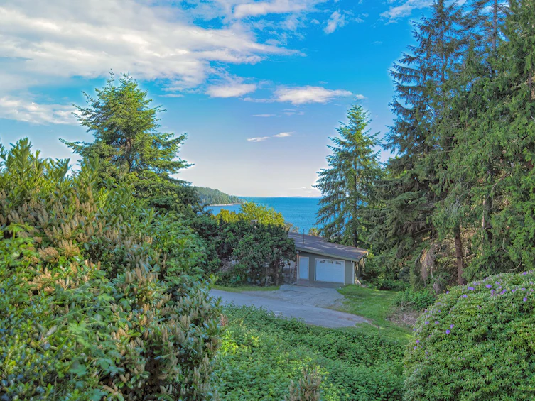 6533 Meier Road, Sechelt, BC, V7Z 0S8 - 10