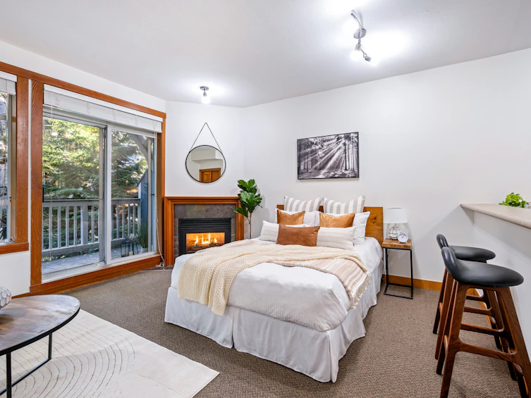 204-4405 Blackcomb Way, Whistler, BC, V8E 0X7 - 5