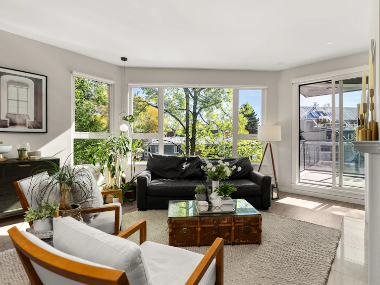 301-1150 Quayside Drive, New Westminster, BC, V3M 6E1 - 3