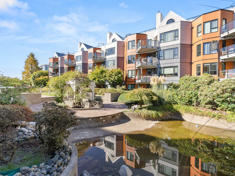 301-1150 Quayside Drive, New Westminster, BC, V3M 6E1 - 26