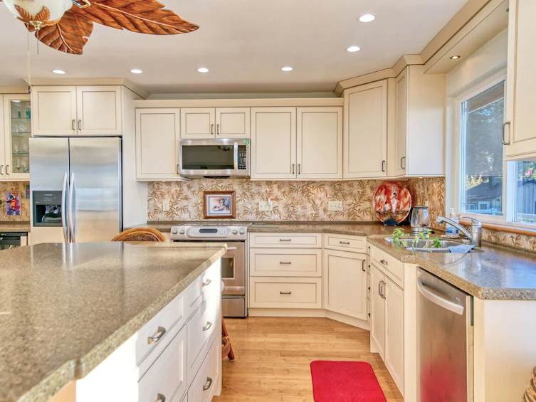 6437 Sunshine Coast Highway, Sechelt, BC, V7Z 0N6 - 21