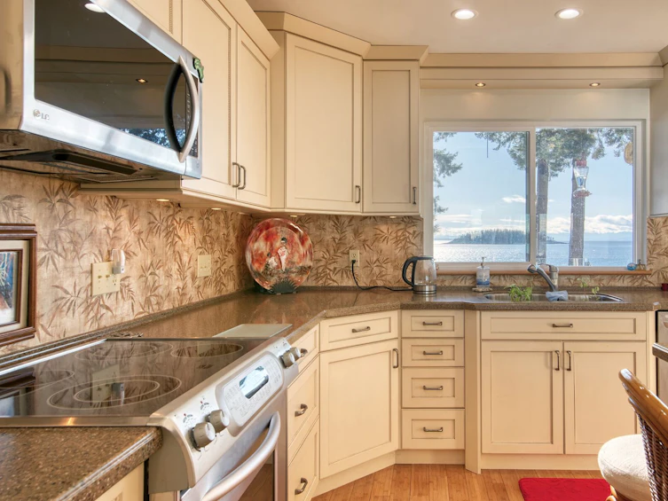 6437 Sunshine Coast Highway, Sechelt, BC, V7Z 0N6 - 23