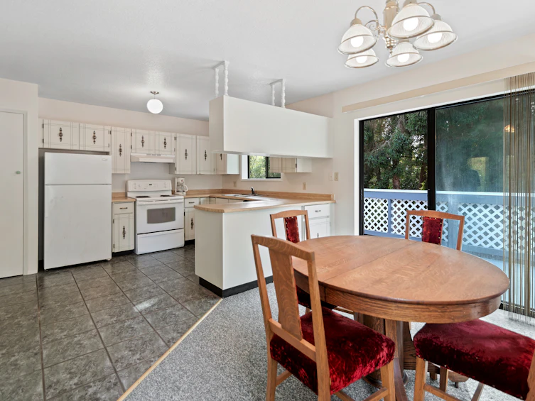 1067 Fircrest Road, Gibsons, BC, V0N 1V4 - 14