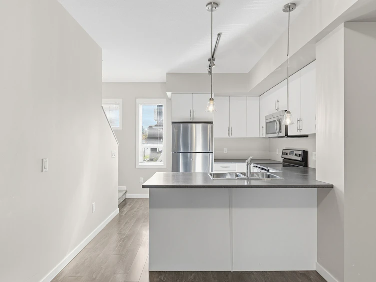 53-680 Old Meadows Road, Kelowna, BC, V1W 5L4 - 11