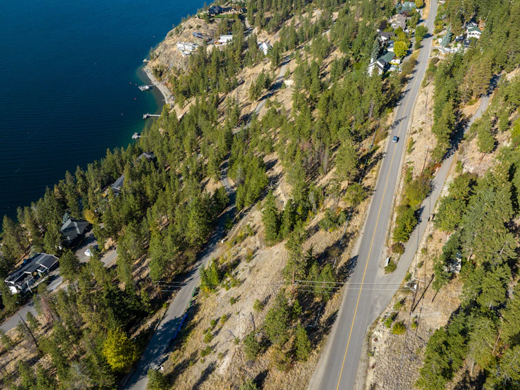 210 Clifton Road, Kelowna, BC, V1V 1G3 - 2