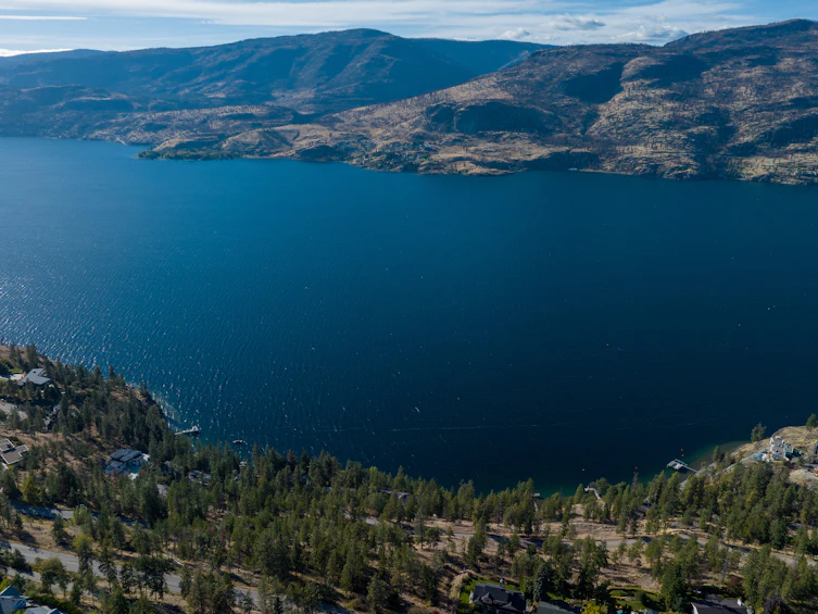 210 Clifton Road, Kelowna, BC, V1V 1G3 - 11