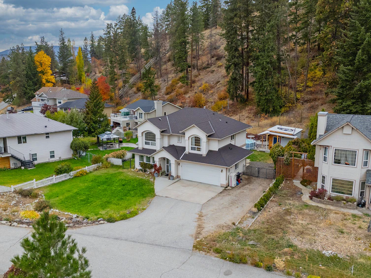 5817 Victoria Street, Peachland, BC, V0H 1X4 - 60