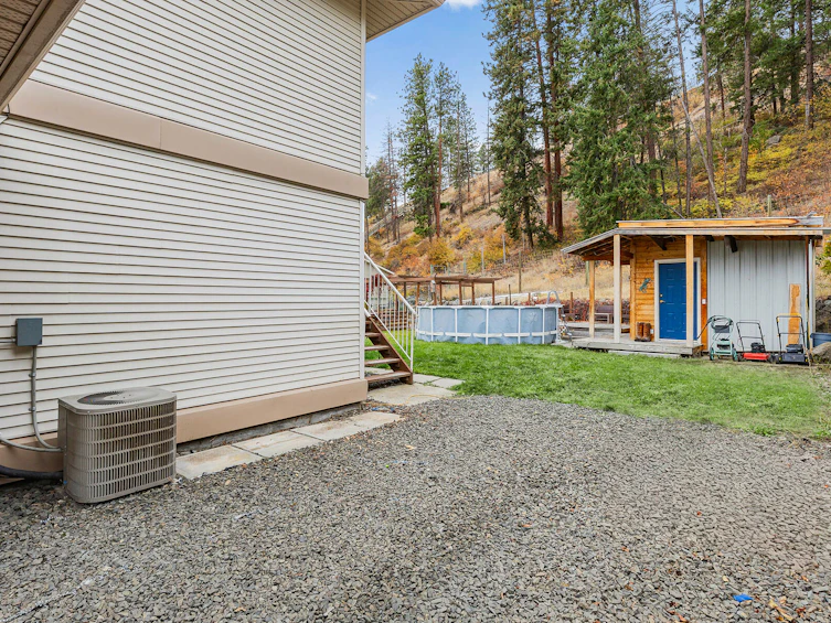 5817 Victoria Street, Peachland, BC, V0H 1X4 - 56