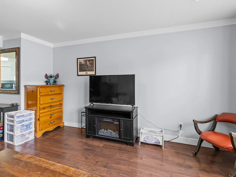 5817 Victoria Street, Peachland, BC, V0H 1X4 - 32