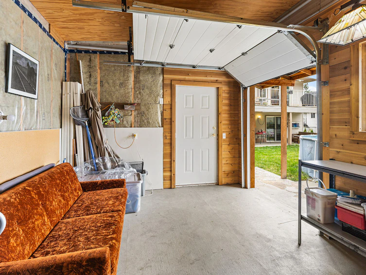 5817 Victoria Street, Peachland, BC, V0H 1X4 - 51