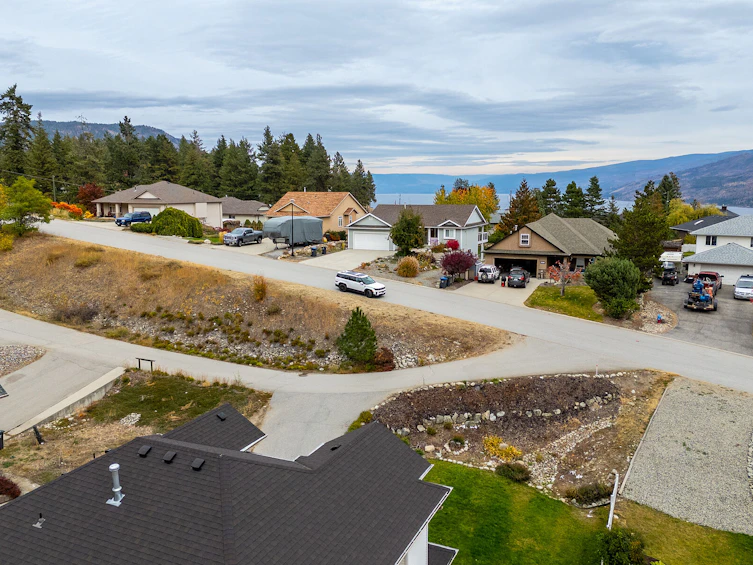 5817 Victoria Street, Peachland, BC, V0H 1X4 - 67