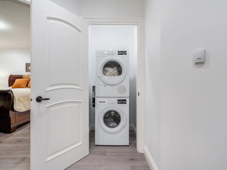 559 E 4th Street, North Vancouver, BC, V7L 1J7 - 31