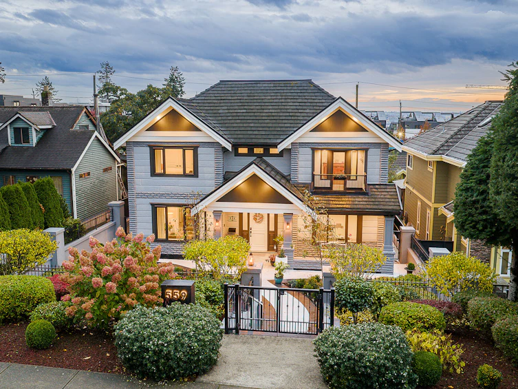 559 E 4th Street, North Vancouver, BC, V7L 1J7 - 45
