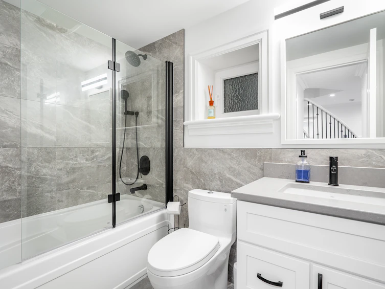 559 E 4th Street, North Vancouver, BC, V7L 1J7 - 38