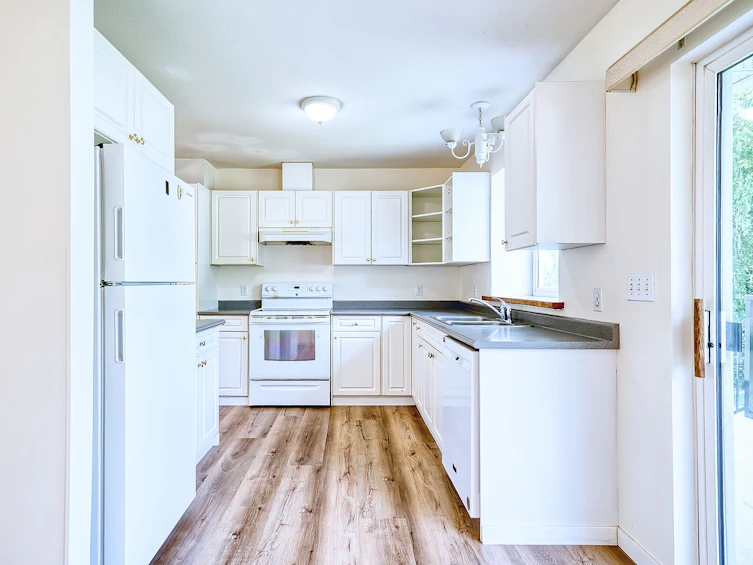 5833 Heron Place, Sechelt, BC, V7Z 0R3 - 18