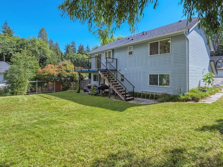 5833 Heron Place, Sechelt, BC, V7Z 0R3 - 6